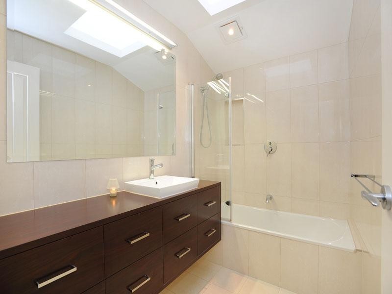 51 ANGELICA Crescent, Croydon Hills VIC 3136