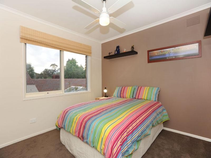 51 ANGELICA Crescent, Croydon Hills VIC 3136