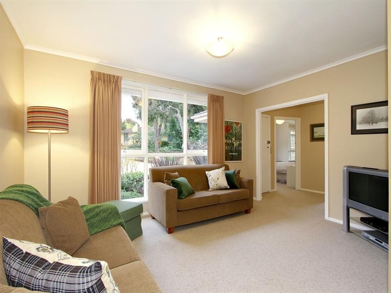 17 Frederick Street, Croydon VIC 3136