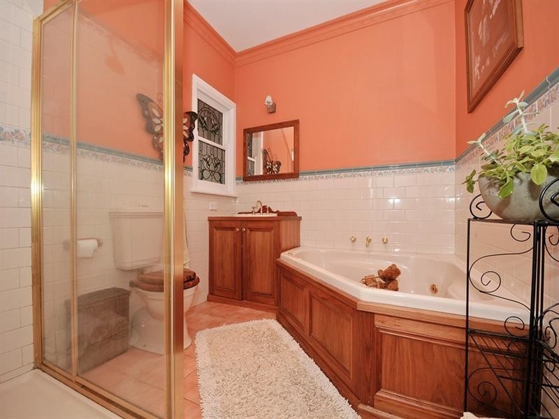 10 ELIZABETH Street, Croydon VIC 3136