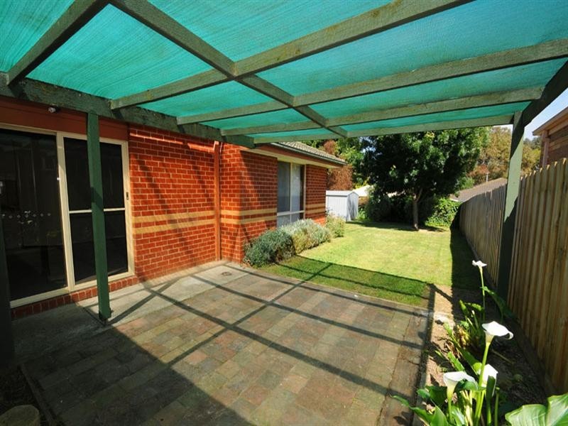 19 Adelaide Close, Berwick VIC 3806