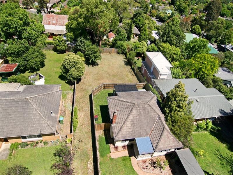 11A ALWYN Street, Croydon VIC 3136