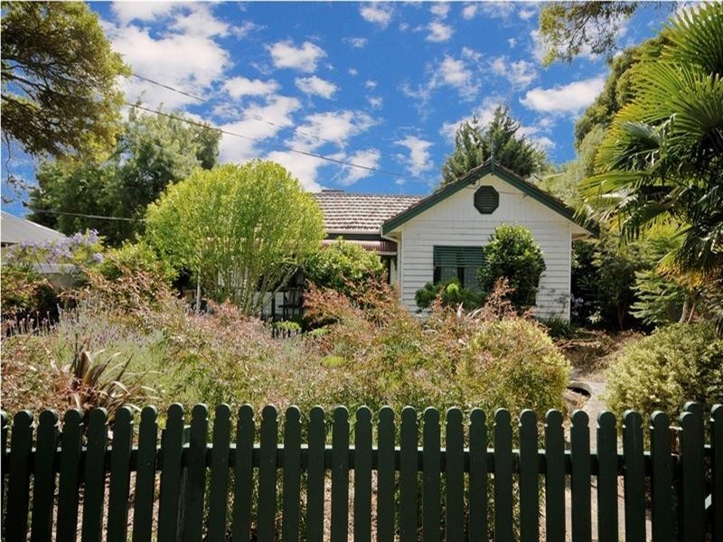 5 DONALD Street, Croydon VIC 3136