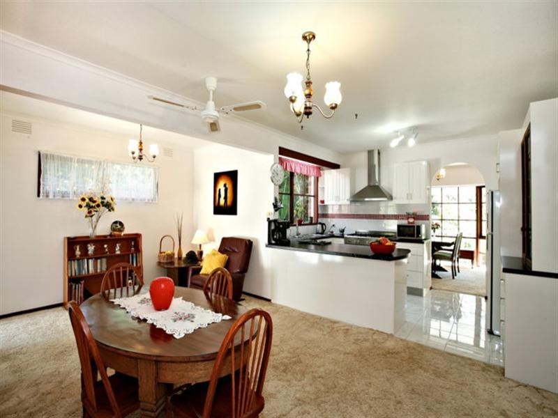 21 WILSON Concourse, Croydon North VIC 3136