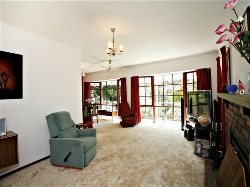 21 WILSON Concourse, Croydon North VIC 3136