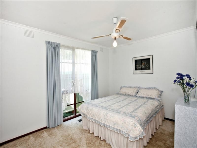 21 WILSON Concourse, Croydon North VIC 3136