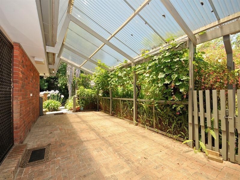 5 OSWIN Court, Kilsyth VIC 3137