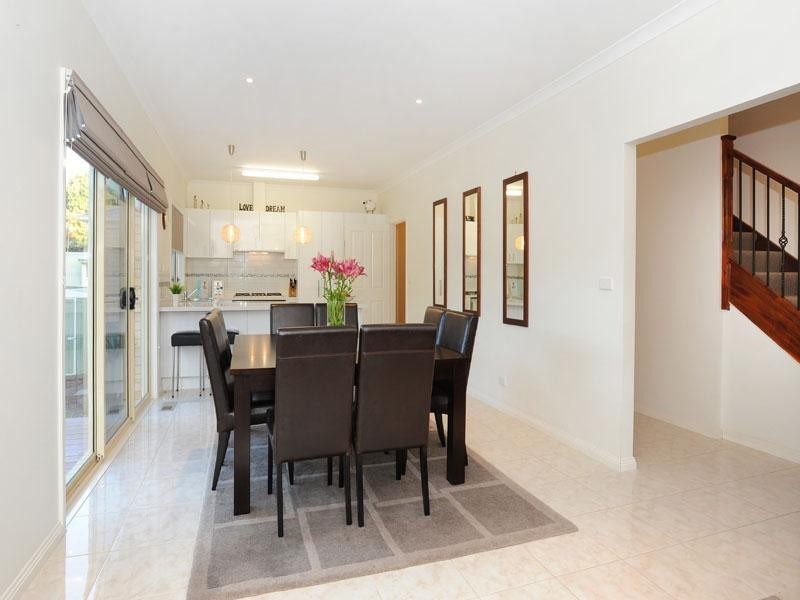 338 MAROONDAH HIGHWAY (Enter via Service Rd), Croydon VIC 3136