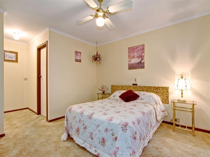 38 ROSEMARY Avenue, Croydon Hills VIC 3136