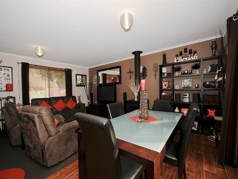 30 LATROBE Court, Croydon Hills VIC 3136