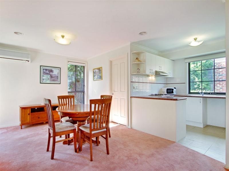 Unit 1, 2 SPRINGFIELD Avenue, Croydon VIC 3136