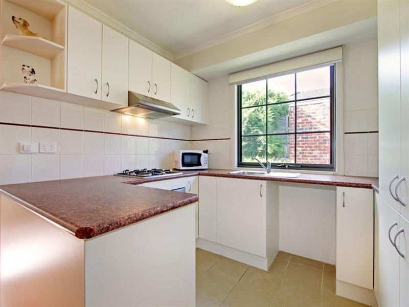 Unit 1, 2 SPRINGFIELD Avenue, Croydon VIC 3136