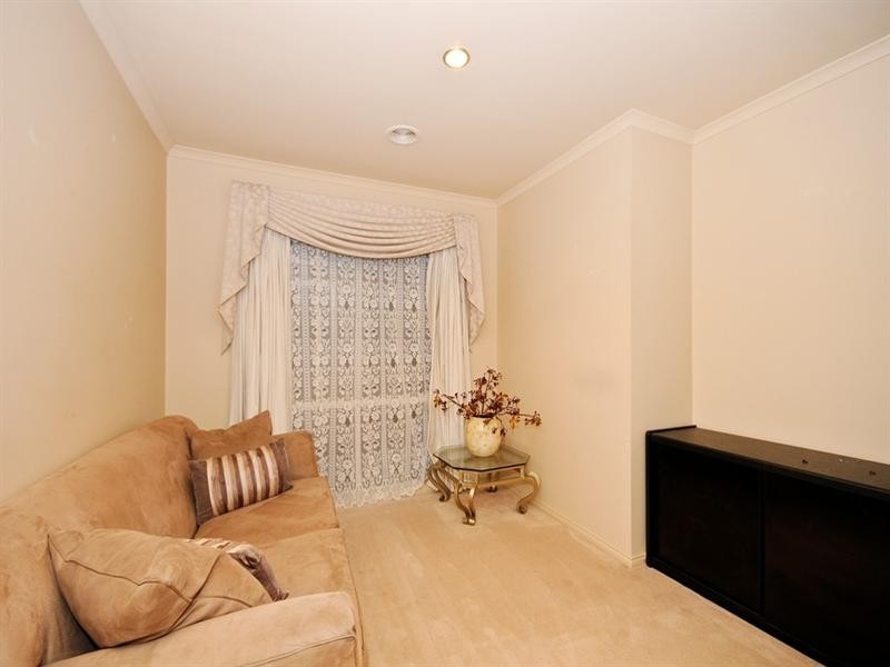 29 GLENPARK Drive, Wonga Park VIC 3115