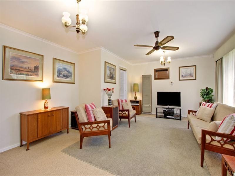 U1/15 Leigh Road, Croydon VIC 3136