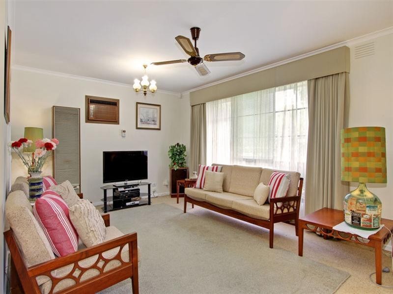 U1/15 Leigh Road, Croydon VIC 3136