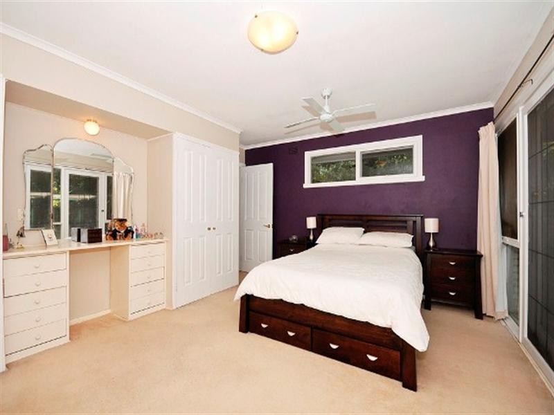 2/37 Warrien Road, Croydon North VIC 3136