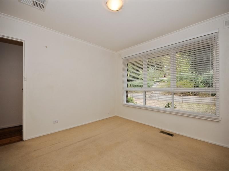 48 PATRICK Avenue, Croydon North VIC 3136