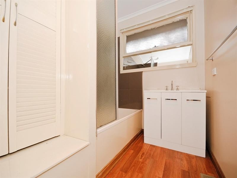 48 PATRICK Avenue, Croydon North VIC 3136