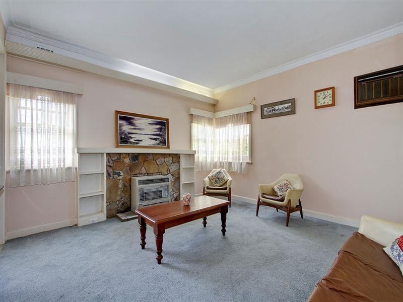 10 DERBY Road, Kilsyth VIC 3137