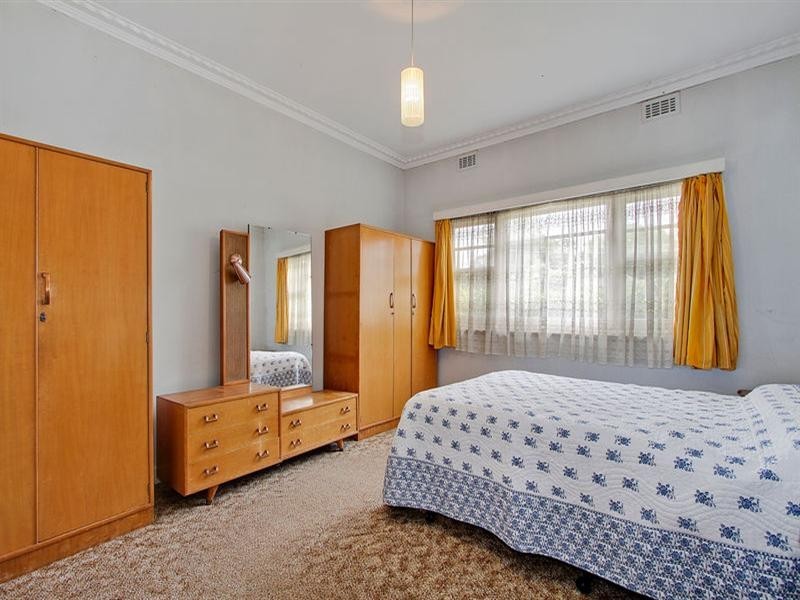 10 DERBY Road, Kilsyth VIC 3137