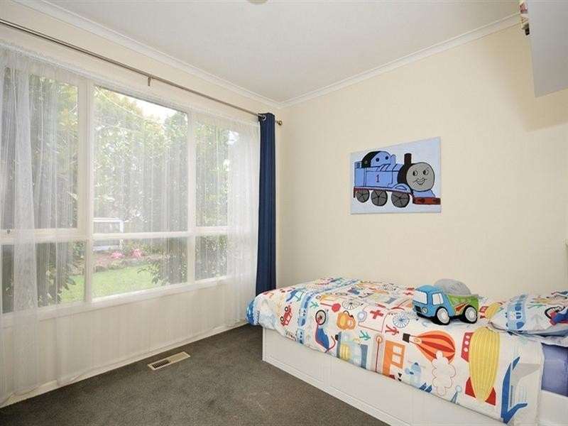 52 Kincumber Drive, Croydon VIC 3136