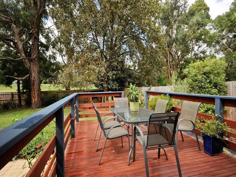 52 Kincumber Drive, Croydon VIC 3136