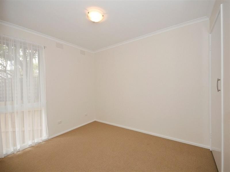 15/18-26 ALFRICK Road, Croydon VIC 3136