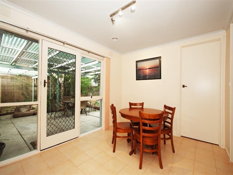 80 COUNTRY CLUB Drive, Chirnside Park VIC 3116