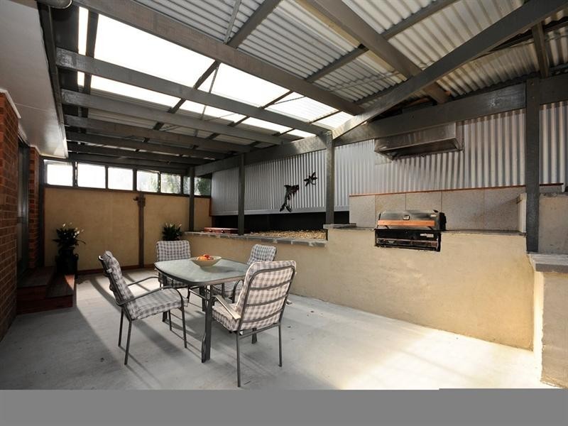 12 BLACKFRIARS Lane, Chirnside Park VIC 3116