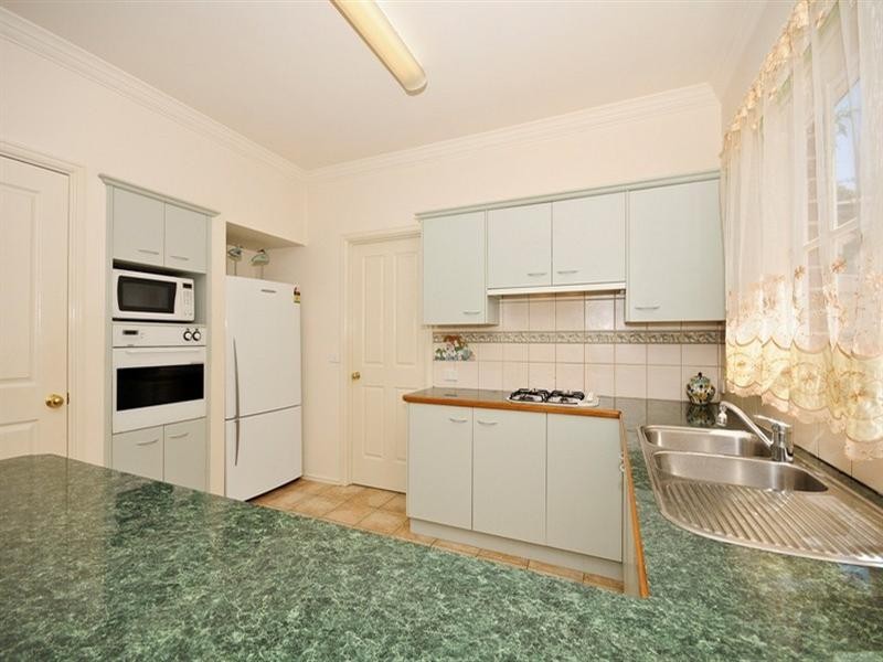 3/11-13 ROSS Road, Croydon VIC 3136