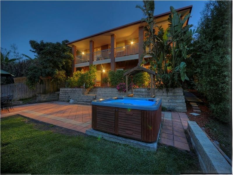 2 MERIDIAN Court, Mooroolbark VIC 3138