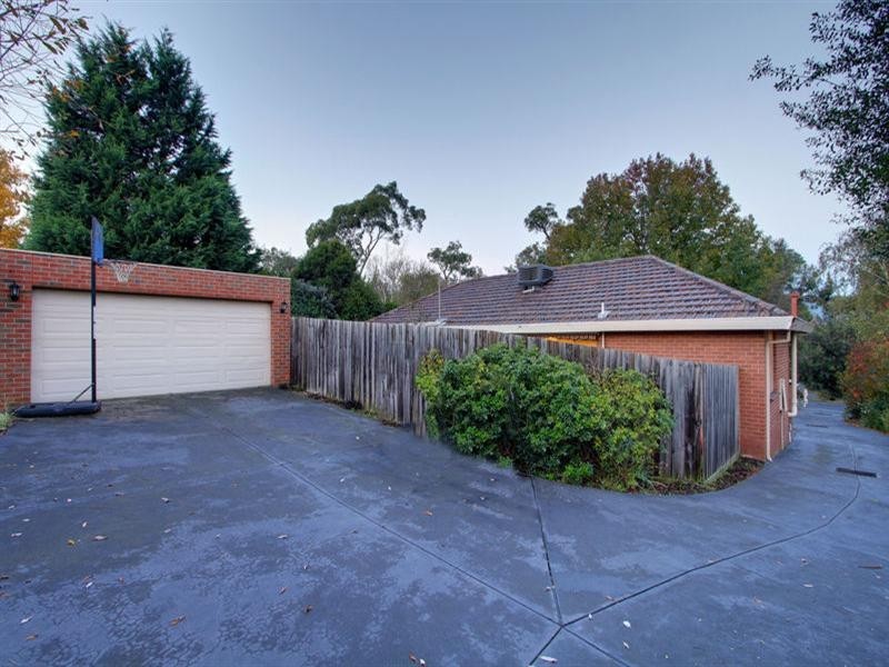 62 BAYSWATER Road, Croydon VIC 3136