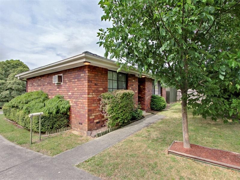 1/15 Leigh Road, Croydon VIC 3136