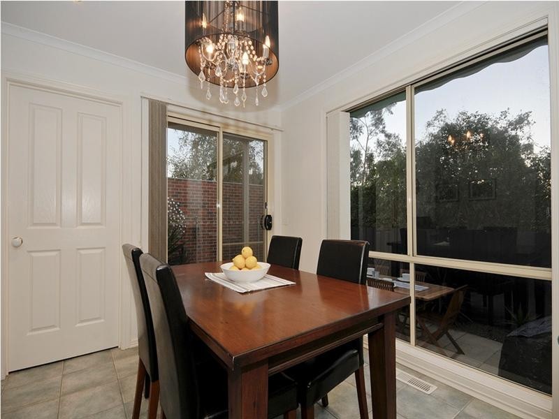 Unit 5, 19 LUSCOMBE Court, Kilsyth VIC 3137