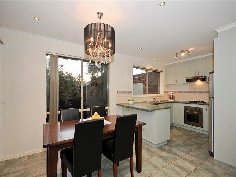Unit 5, 19 LUSCOMBE Court, Kilsyth VIC 3137