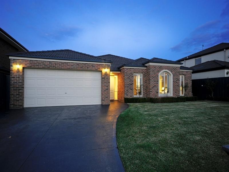 7 LEAHE Way, Chirnside Park VIC 3116