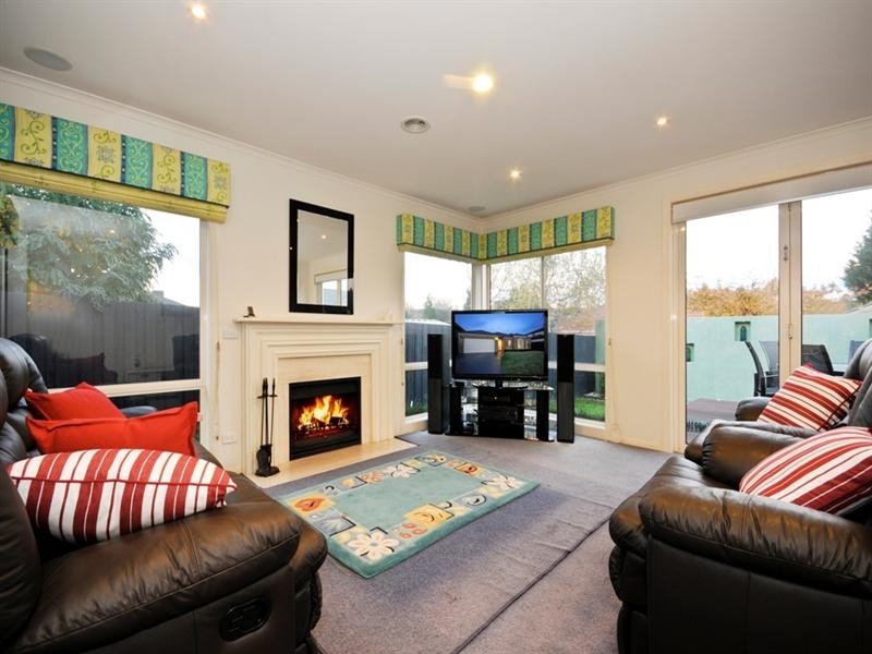 7 LEAHE Way, Chirnside Park VIC 3116