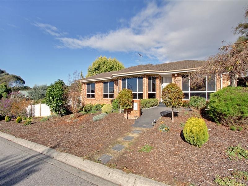 1 THE MIDWAY, Lilydale VIC 3140