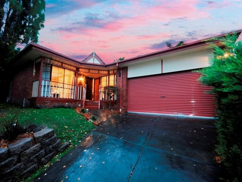 138 LAKEVIEW Drive, Lilydale VIC 3140