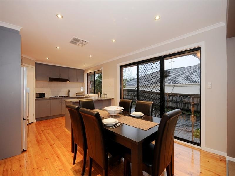 138 LAKEVIEW Drive, Lilydale VIC 3140