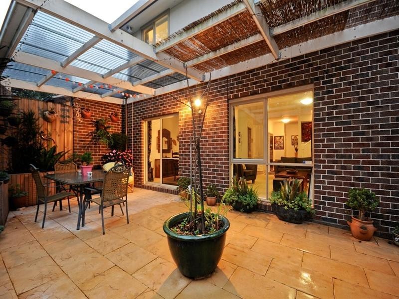 Unit 2, 28 BAYSWATER Road, Croydon VIC 3136