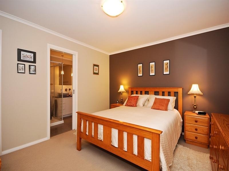 Unit 2, 28 BAYSWATER Road, Croydon VIC 3136