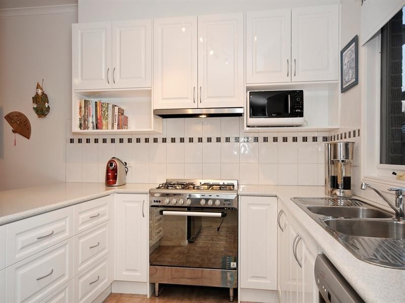 Unit 2, 28 BAYSWATER Road, Croydon VIC 3136