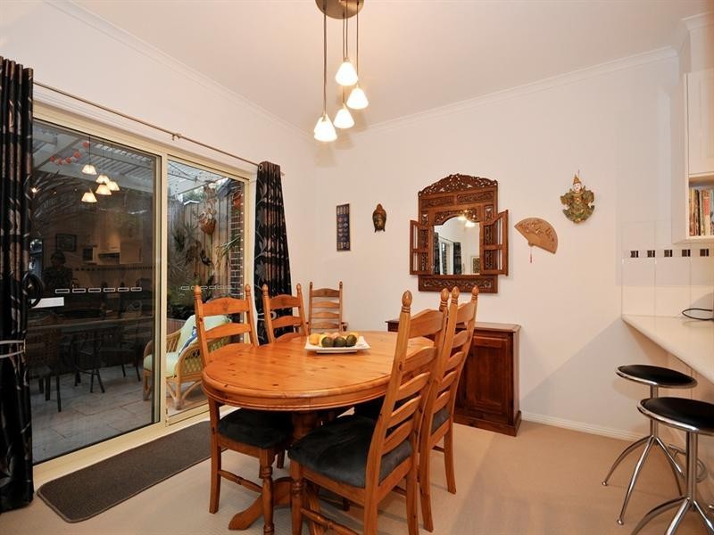 Unit 2, 28 BAYSWATER Road, Croydon VIC 3136