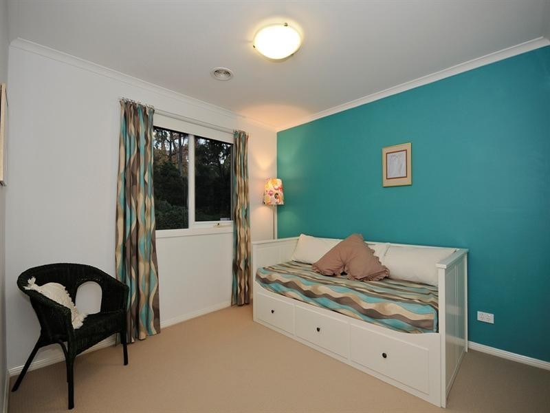 Unit 2, 28 BAYSWATER Road, Croydon VIC 3136