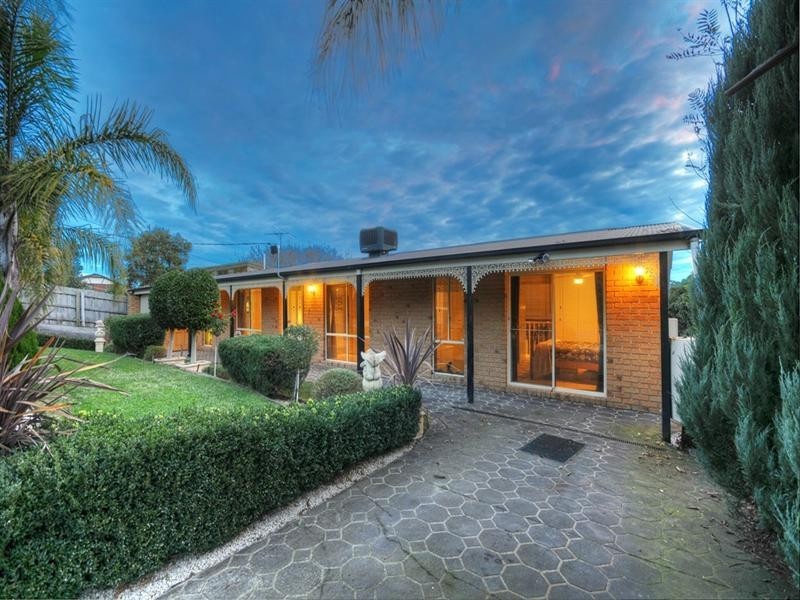 21 EDWARD Road, Chirnside Park VIC 3116