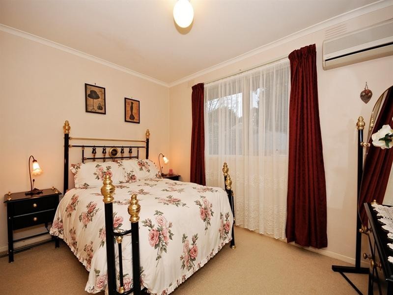 274 CAMBRIDGE Road, Kilsyth VIC 3137