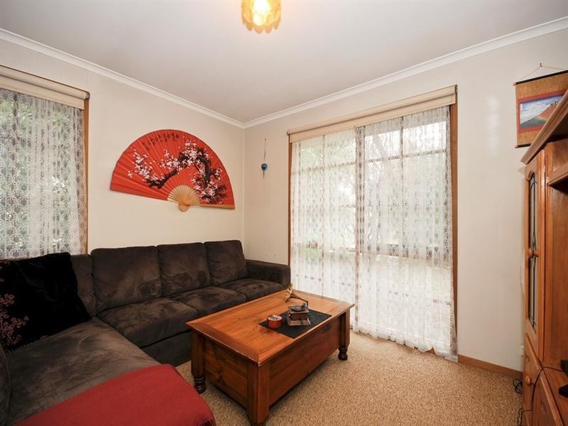 UNIT 1/ 2 STARCROSS Avenue, Croydon VIC 3136