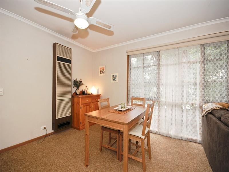 UNIT 1/ 2 STARCROSS Avenue, Croydon VIC 3136