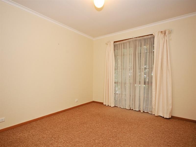 UNIT 1/ 2 STARCROSS Avenue, Croydon VIC 3136